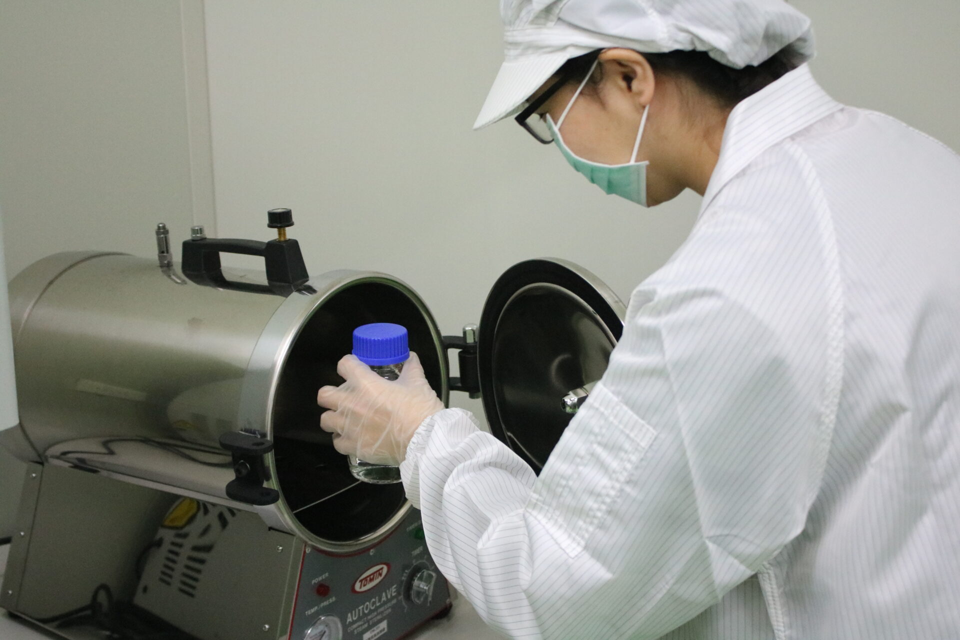 高壓滅菌消毒 高壓滅菌消毒(Autoclave sterilization)